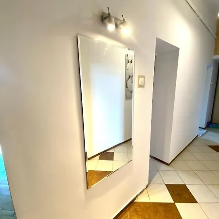 Lägenhet W Centrum Wroclawia W Kamienicy